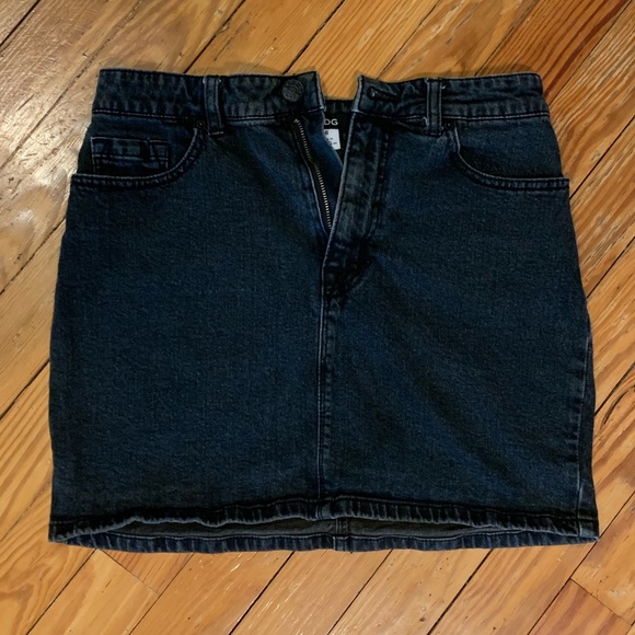 Urban Outfitters Dresses & Skirts - Urban Outfitters - BDG Black Denim Miniskirt Urban Outfitters Dresses & Skirts - Urban Outfitters - BDG Black Denim Miniskirt